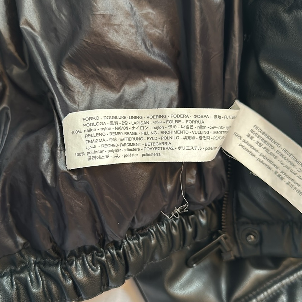 ZARA Cropped Puffer - Picture 9 of 12